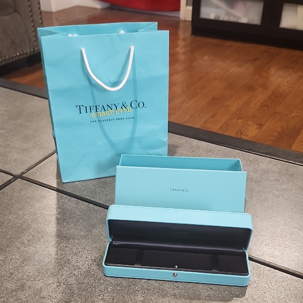 Tiffany & Co. Iconic Blue Gift Set